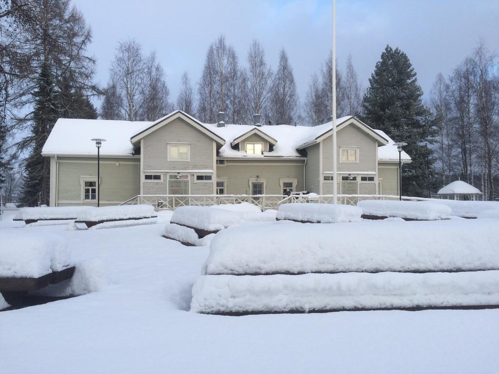 Koljonvirran Kartano Hotel Iisalmi Exterior photo